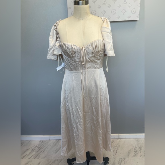 Fame and Partners dress - fairytale design - Picture 2 of 5